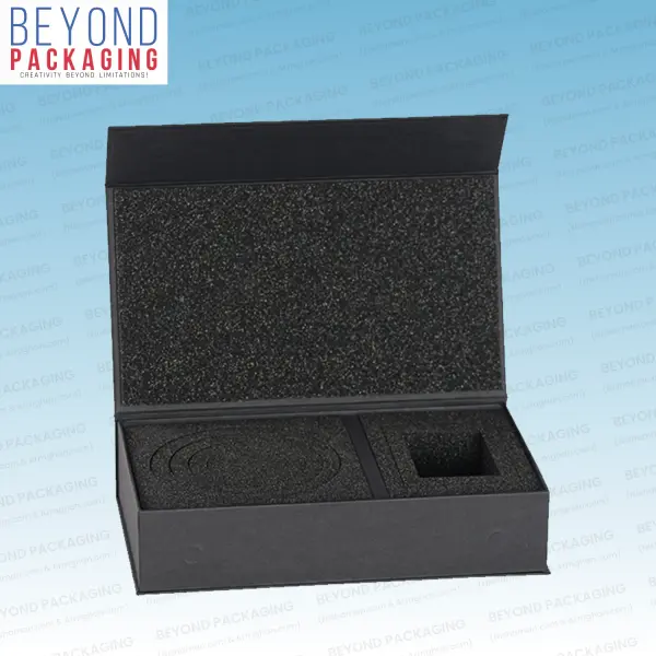 Rigid Boxes with Foam