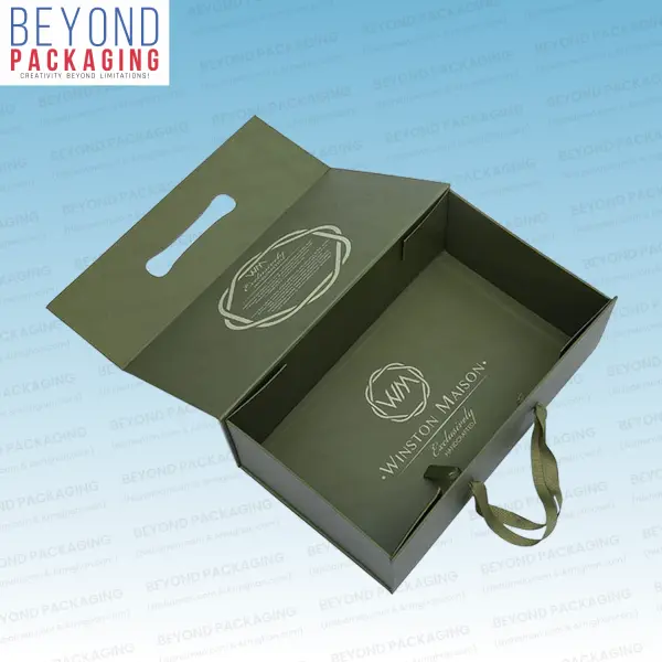 Rigid Boxes with Handle